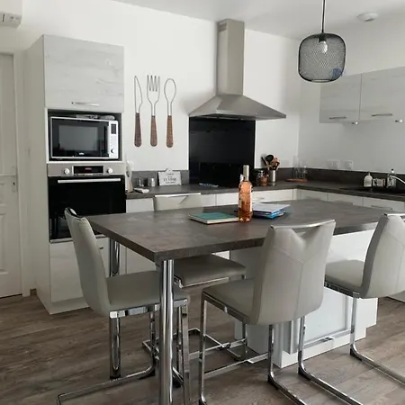 Holiday home A Cote Du Pont